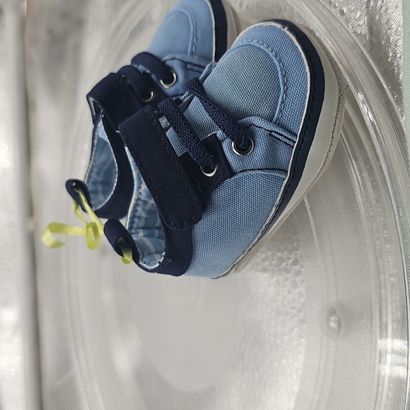 Blue Shoes Size 3.5 Toddler Shoe - Picture 3 of 4